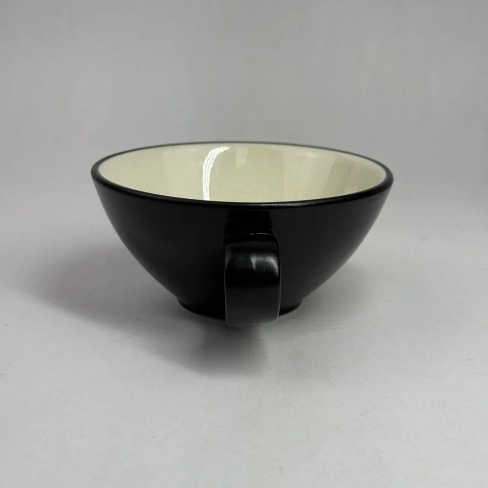 Crate & Barrel Kathleen Wills Kita Flat Cups Matte Black Cream Set of 4 Japan